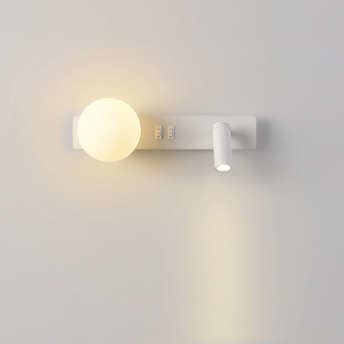Glos Slim wall lamp