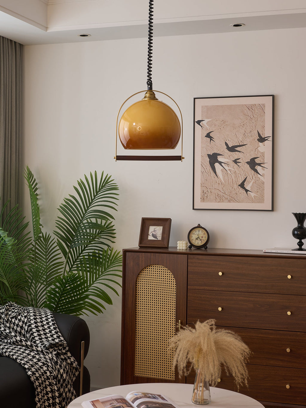 Halcyon Arch Pendant Light