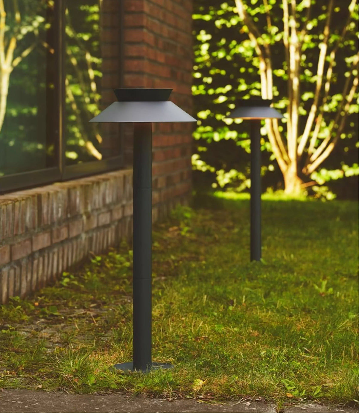 Halo Stem Outdoor Path Light