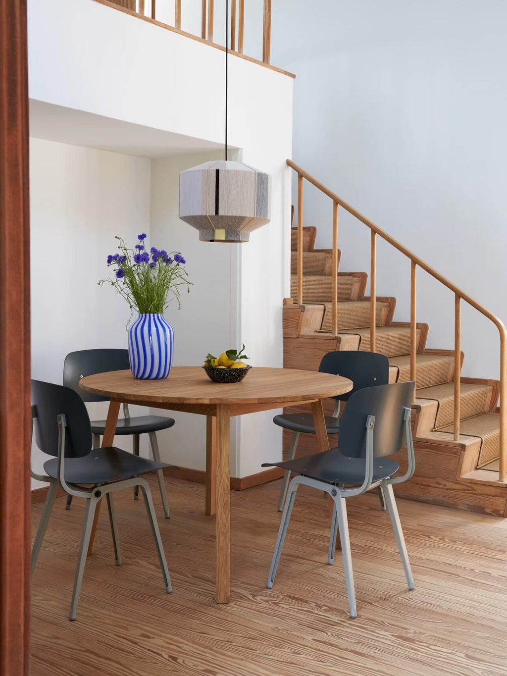 Hand - Wound Lantern Pendant Lamp