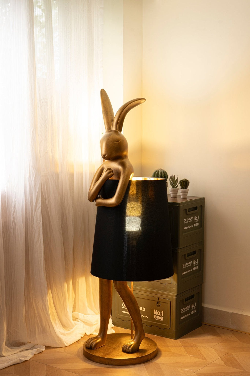Hare Silhouette Table Lamp