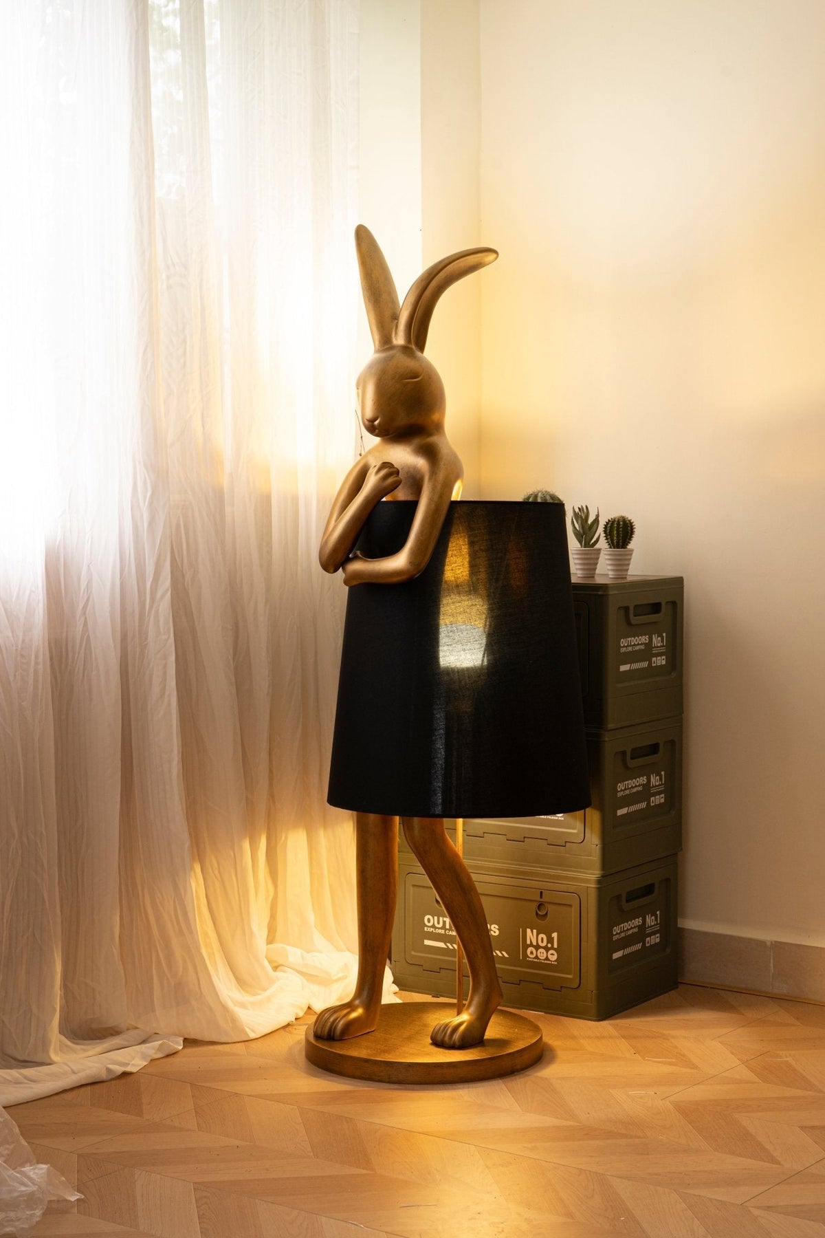 Hare Silhouette Table Lamp