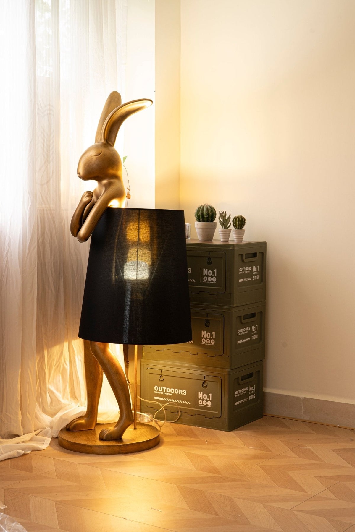 Hare Silhouette Table Lamp