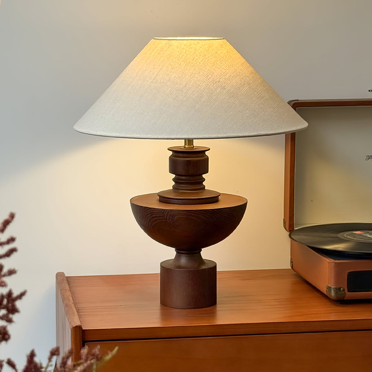 Helios Vase Table Lamp