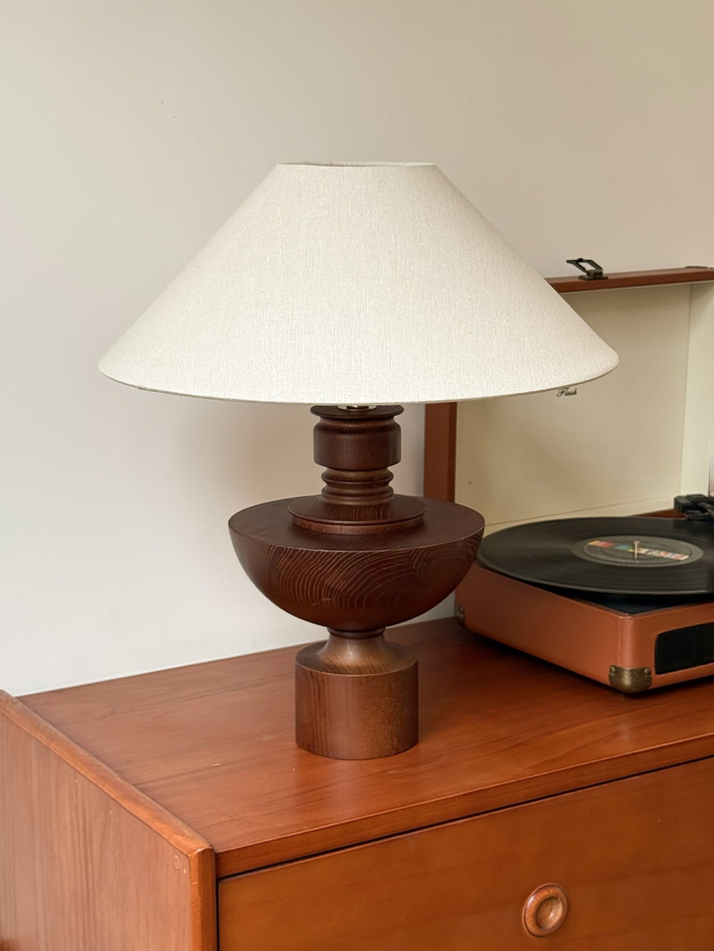 Helios Vase Table Lamp