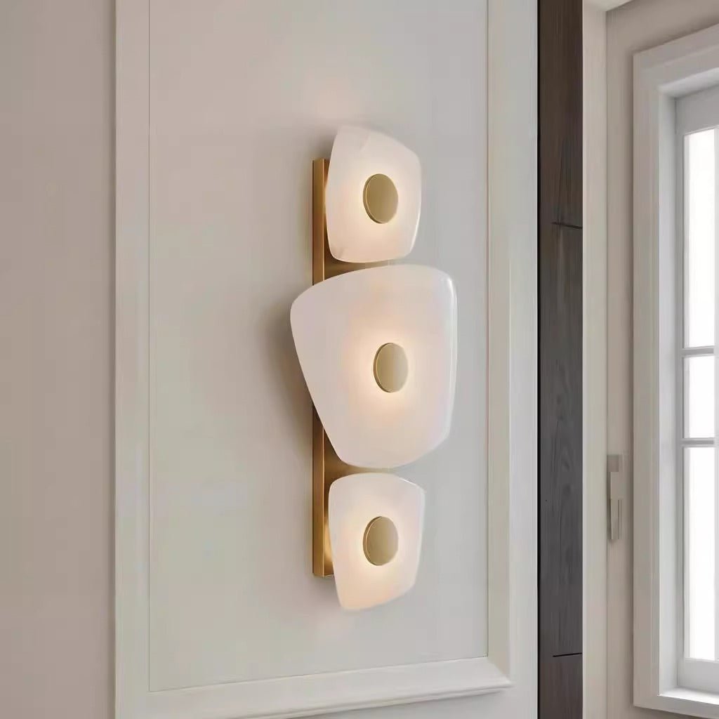 Holmdel Wall Lamp
