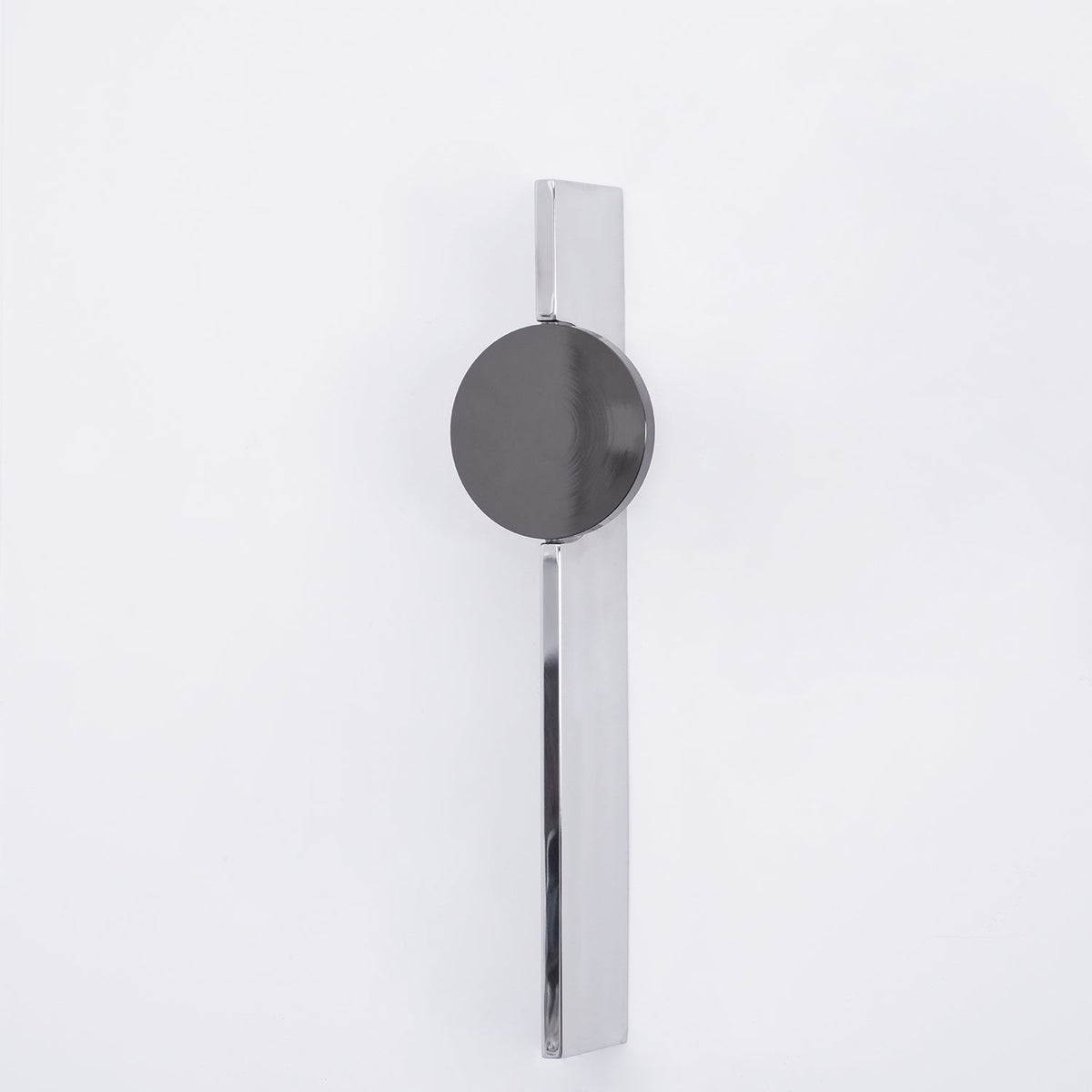 Kinetic Shadow Wall Lamp