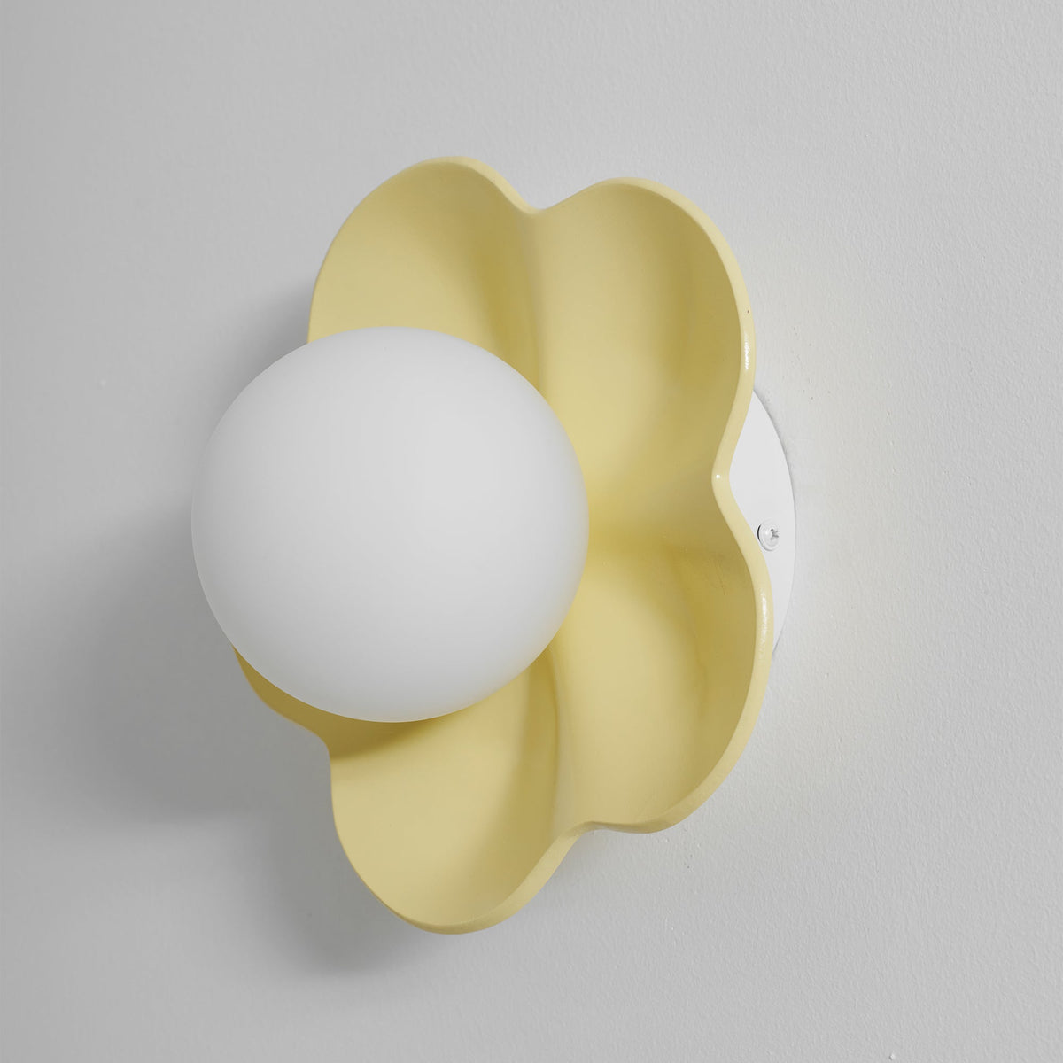 La fleur Wall Lamp