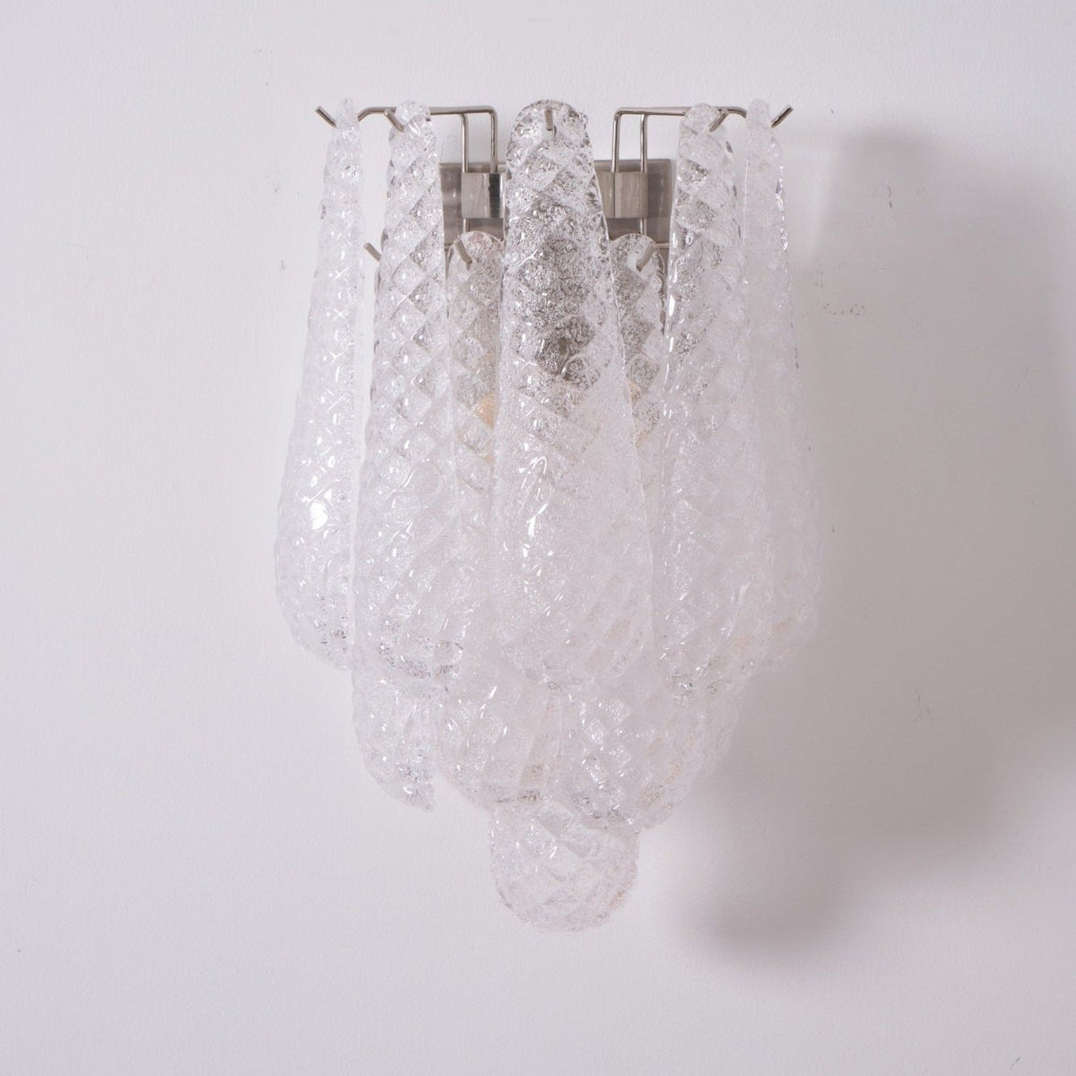 Lagoon Bloom Wall Lamp