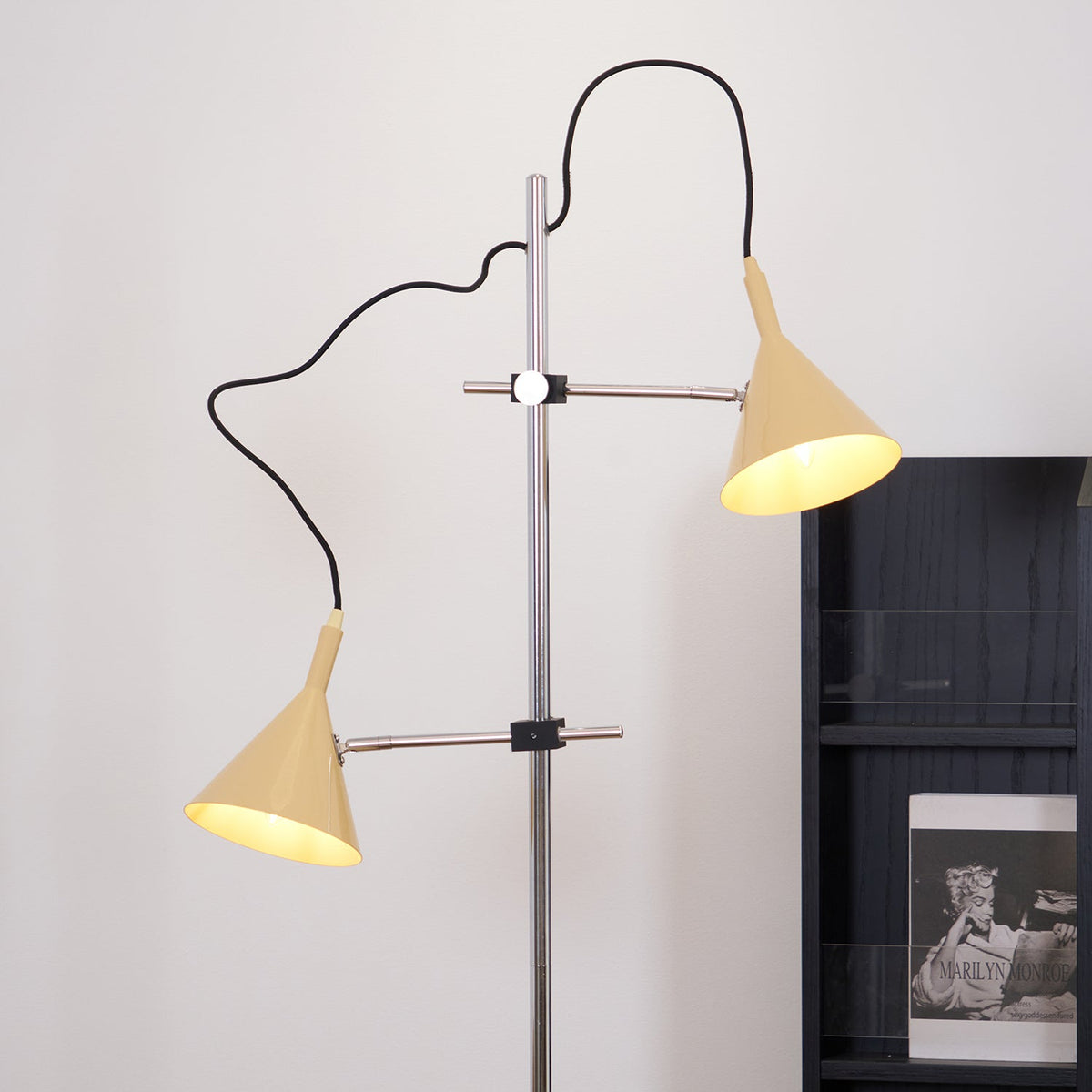 Laiton Floor Lamp