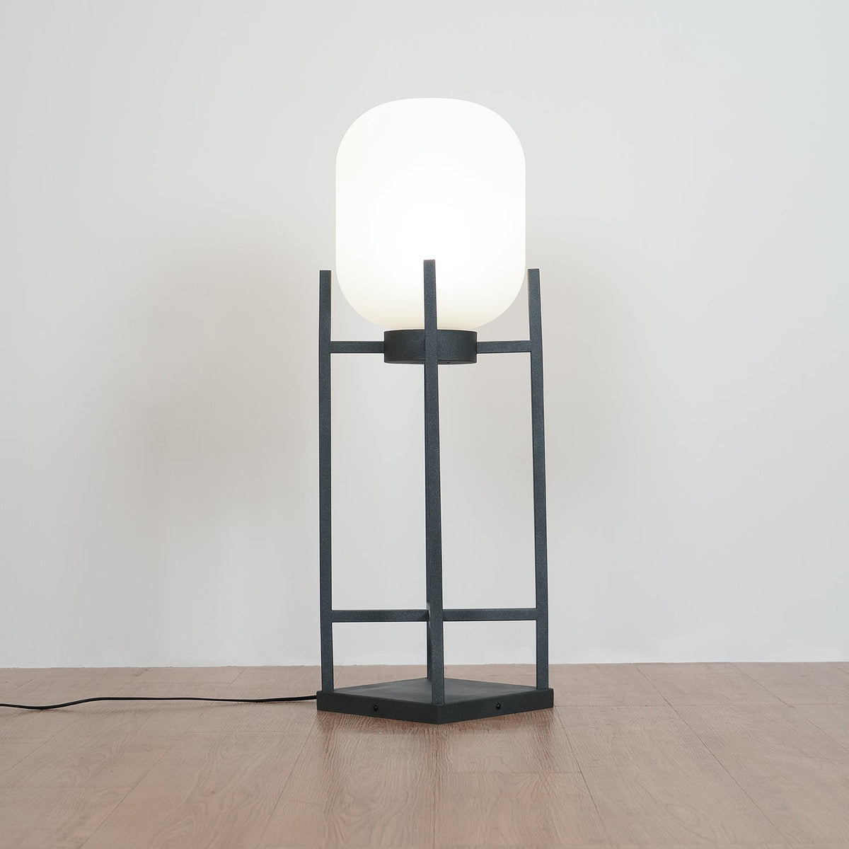 Lantern Floor Light