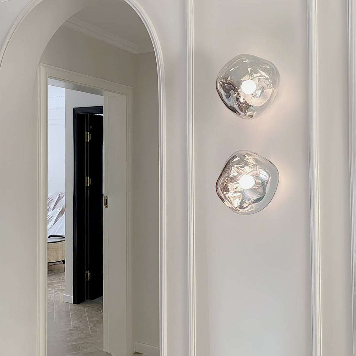 Lava Plug - in Wall Lamp