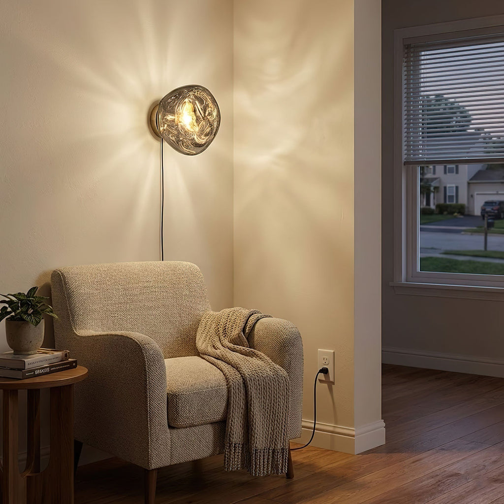 Lava Plug - in Wall Lamp
