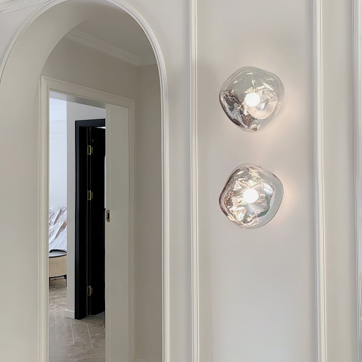 Lava Plug - in Wall Lamp
