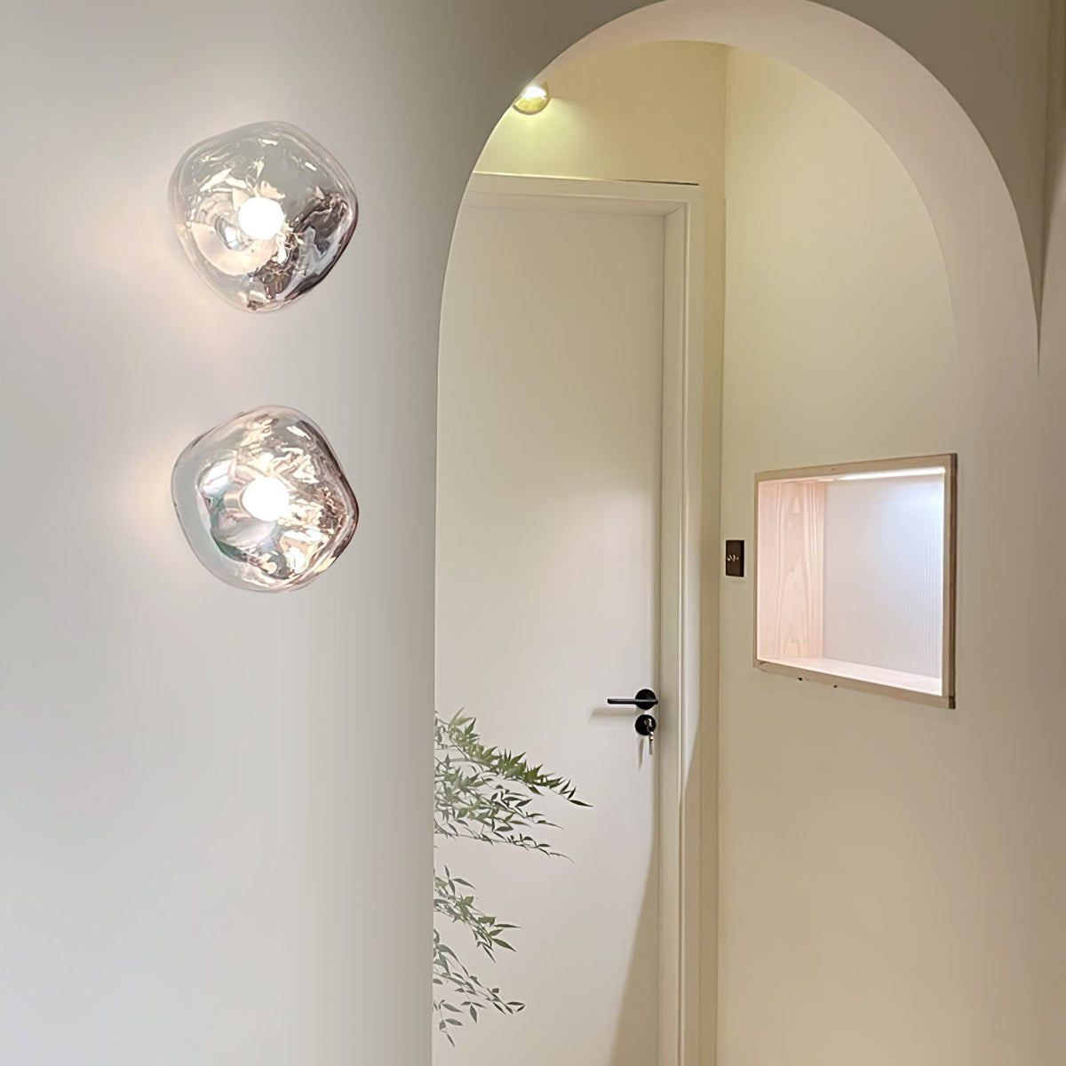 Lava Plug - in Wall Lamp
