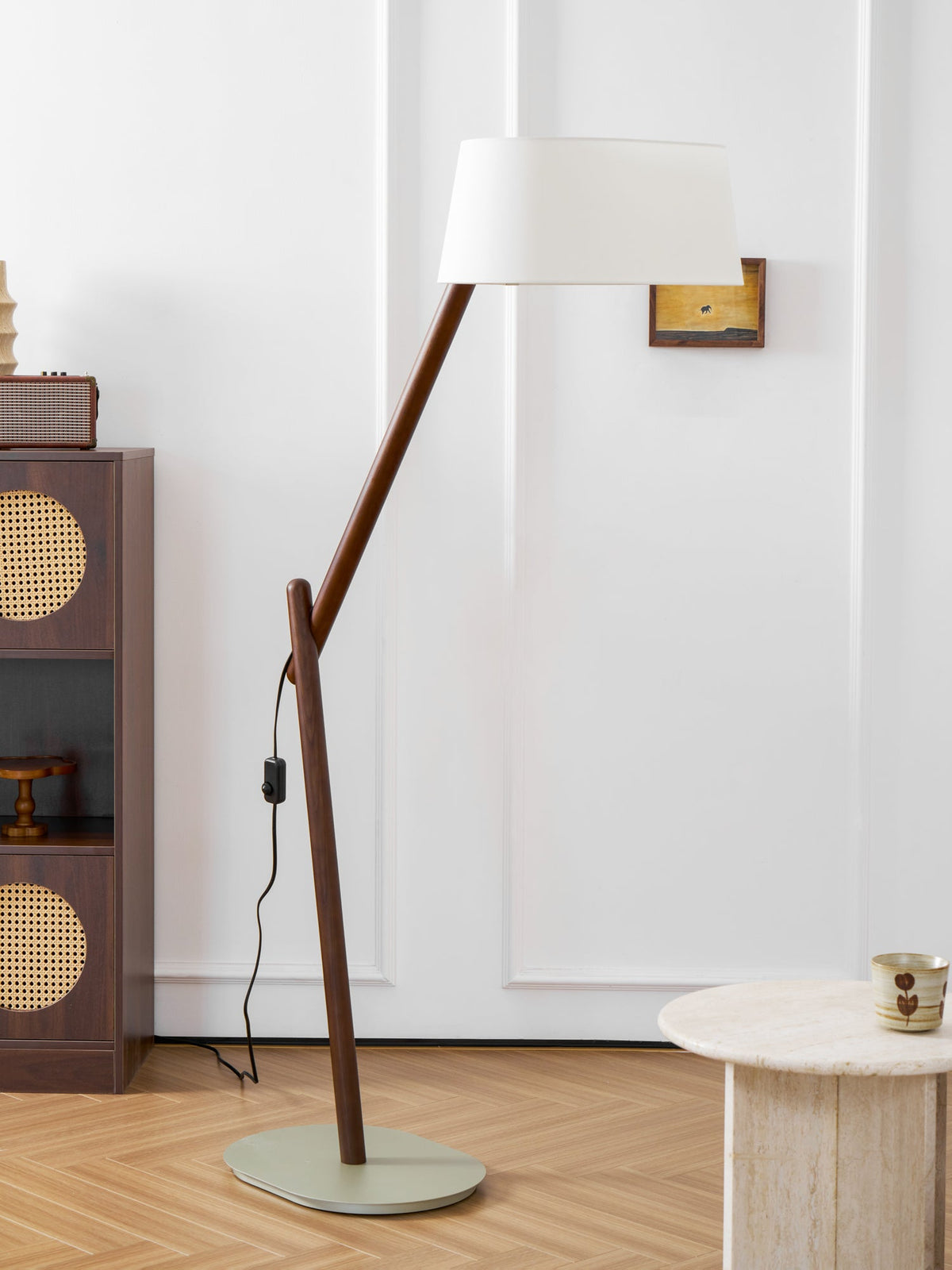 Lean Pivot Floor Lamp