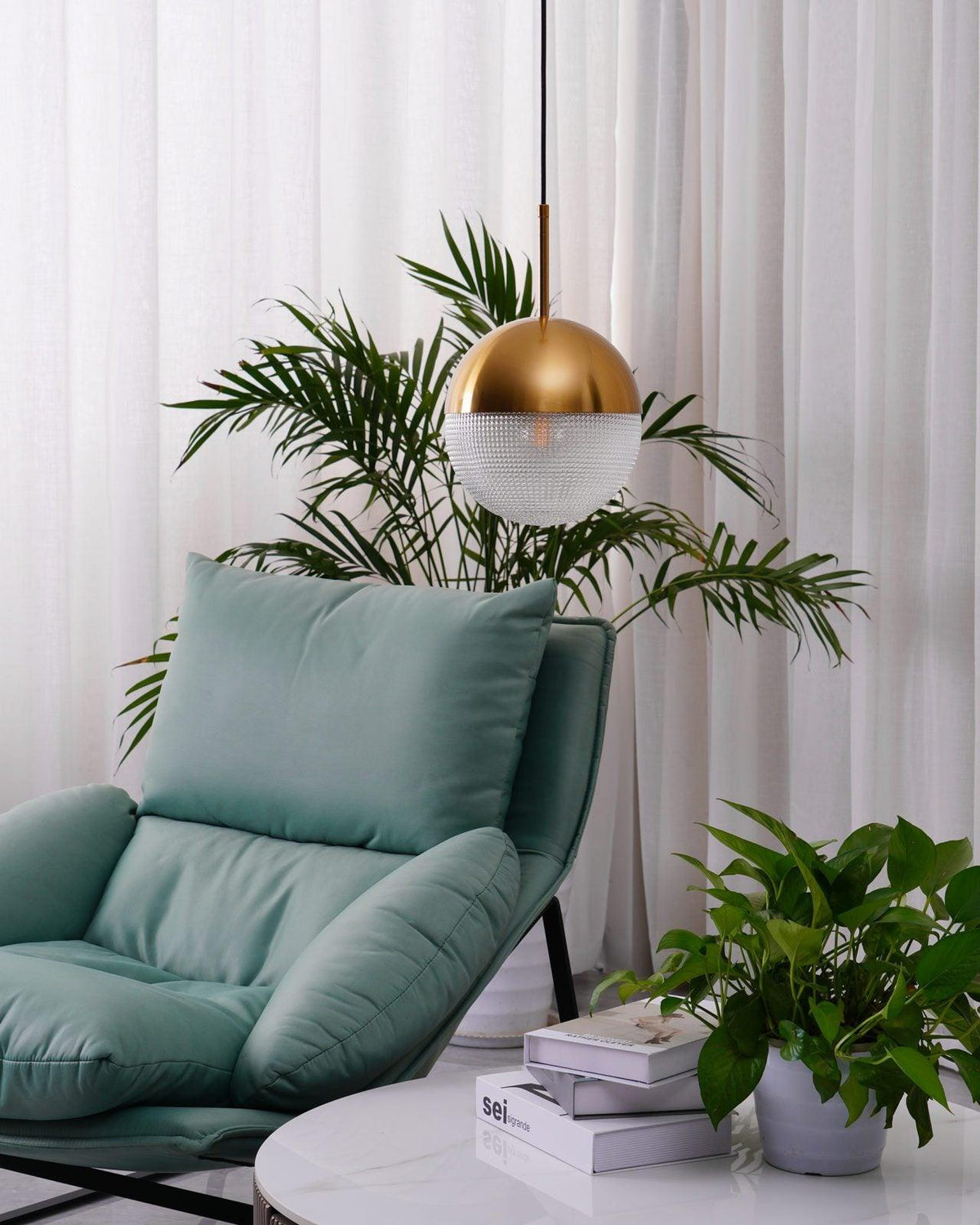Lens Flair Pendant Lamp