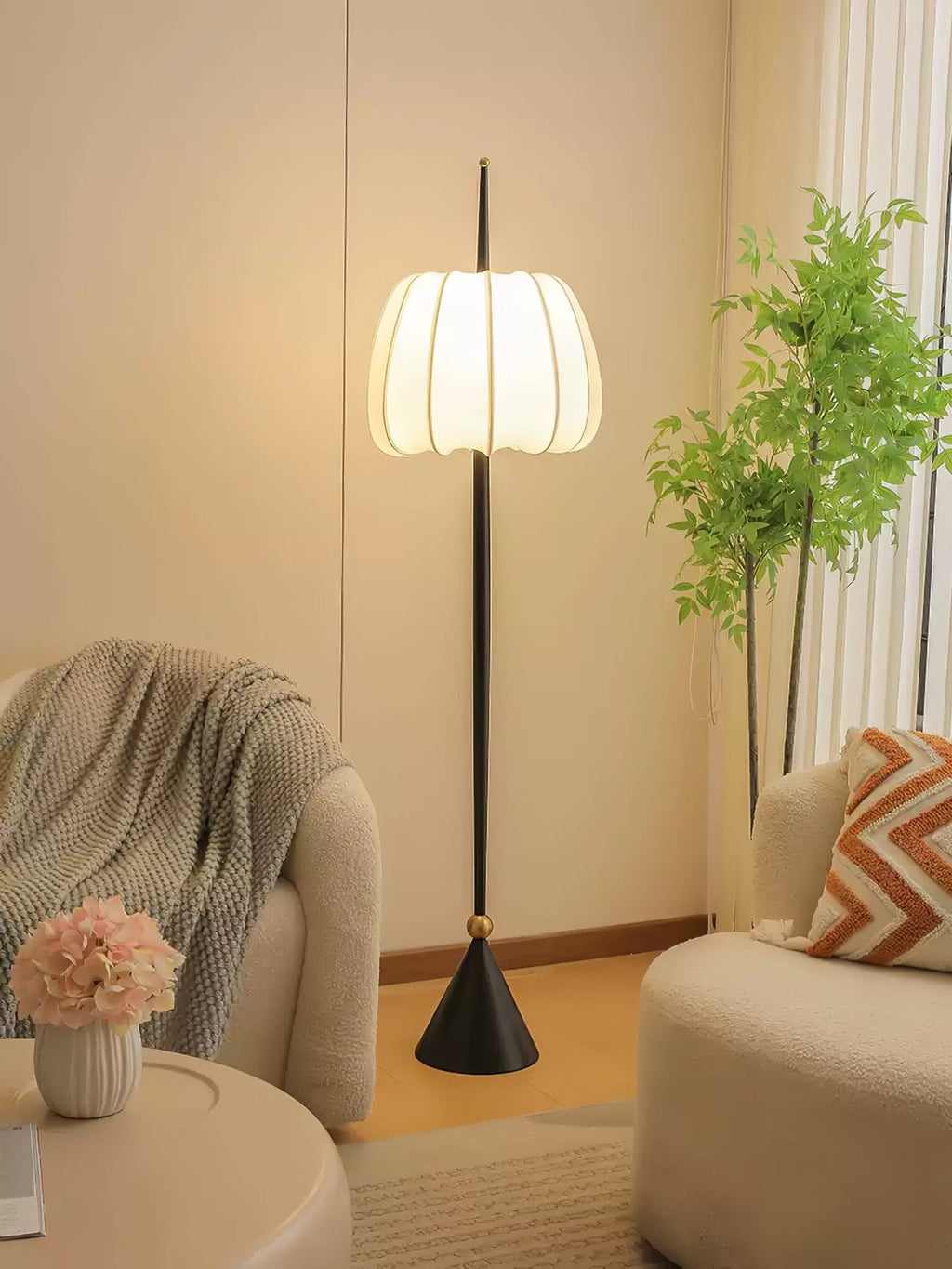 Liana Floor Lamp