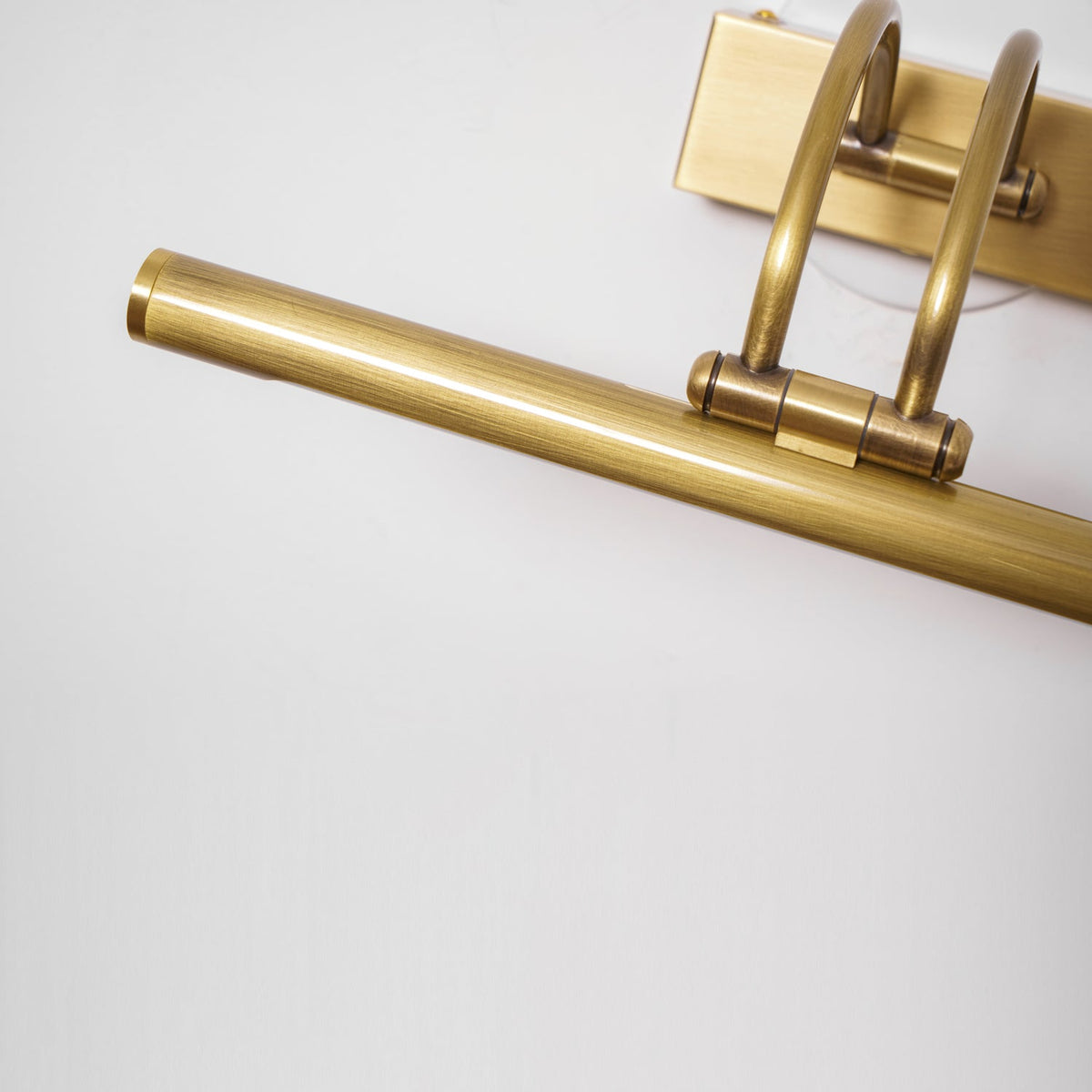 Linear Vanity Wall Light
