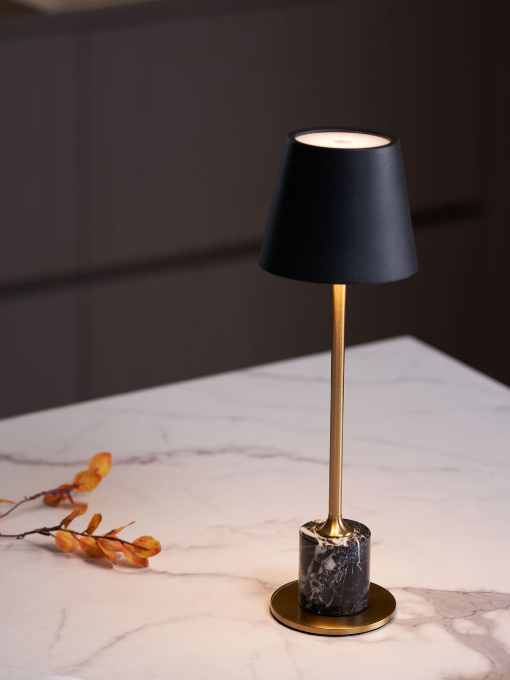 Lirio Mini Marble Table Lamp