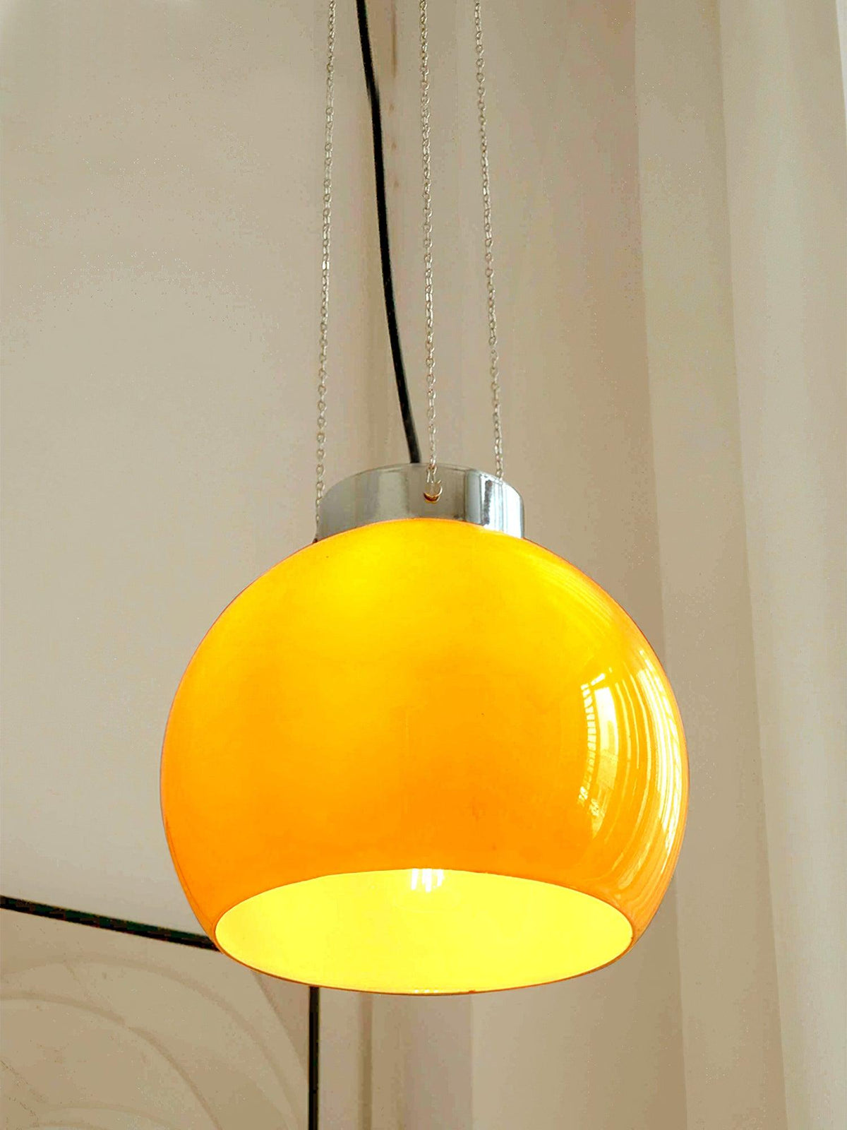 Loa Pendant Light