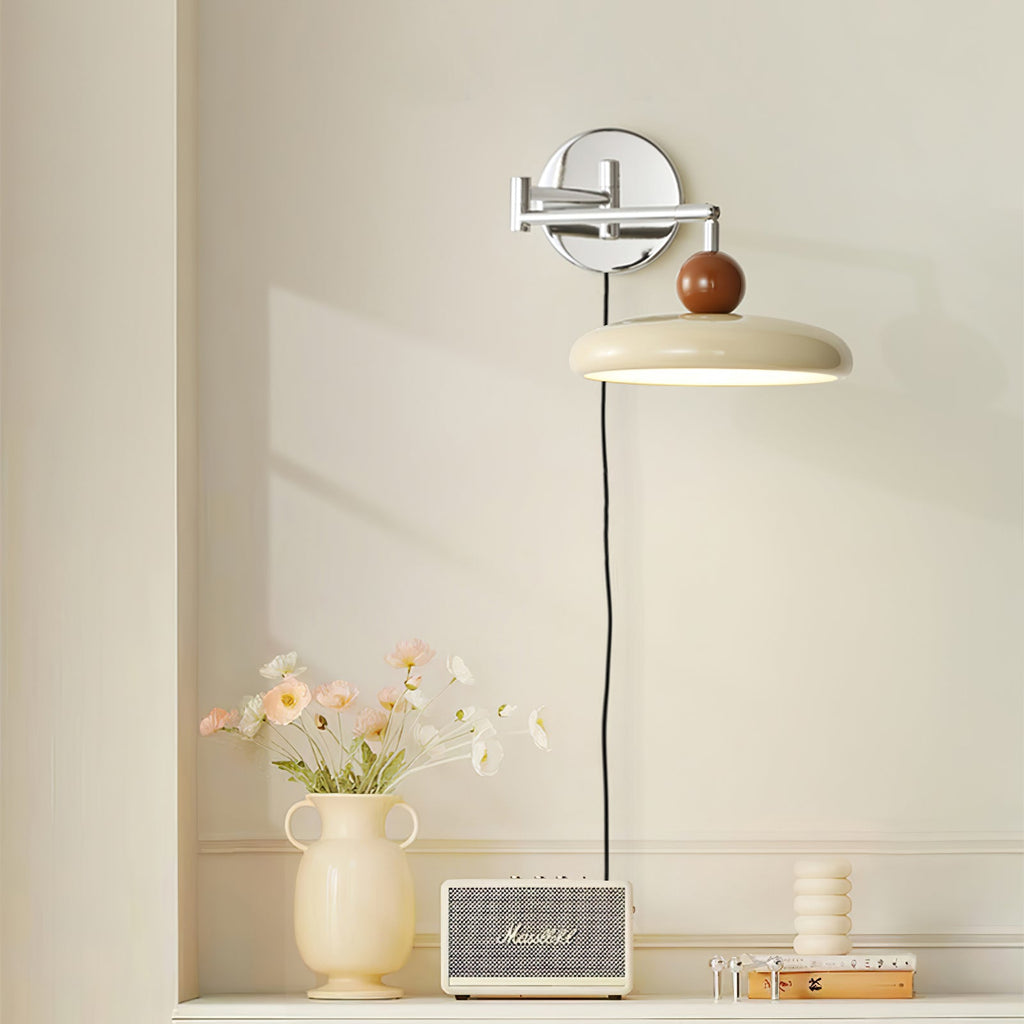 Lola Plug - in Wall Lamp