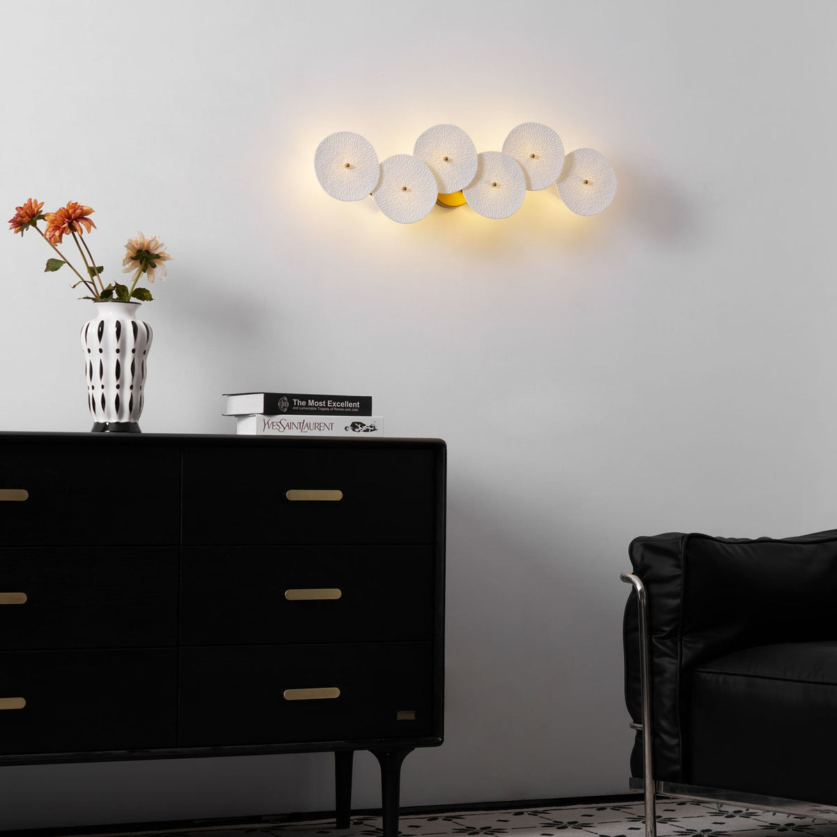 Lotus Petal Wall Lamp