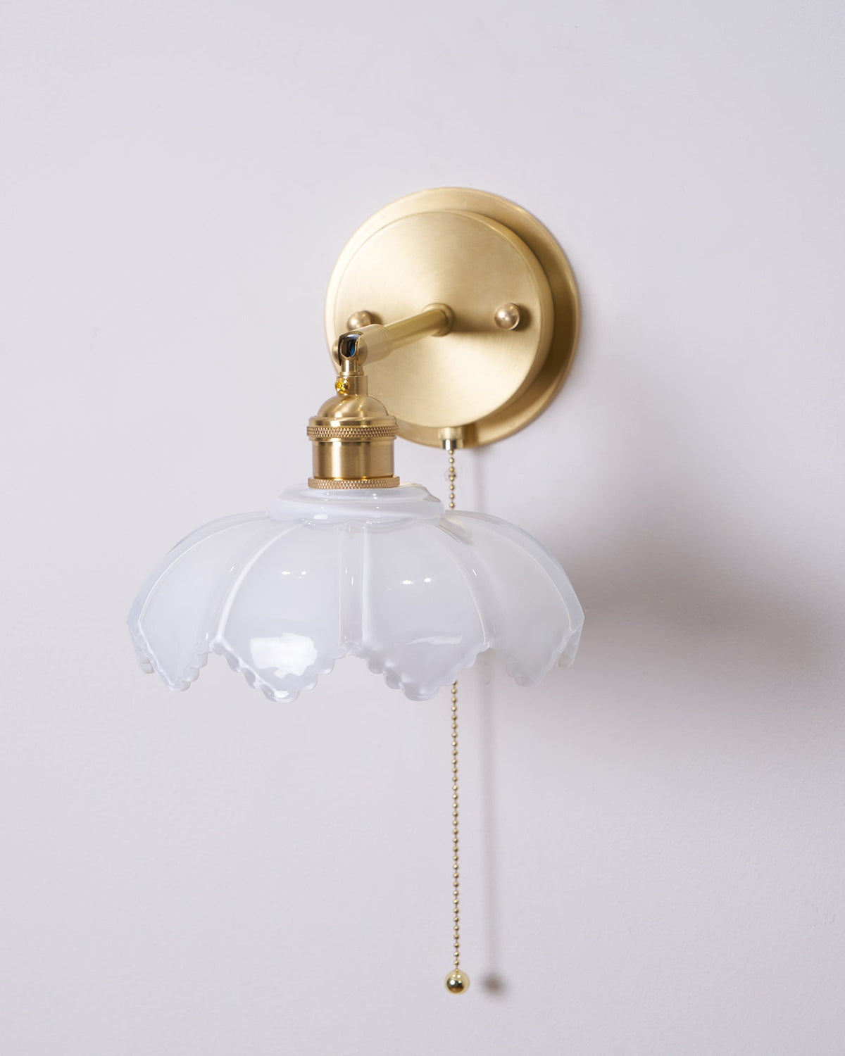 Lotus Rotatable Wall Lamp