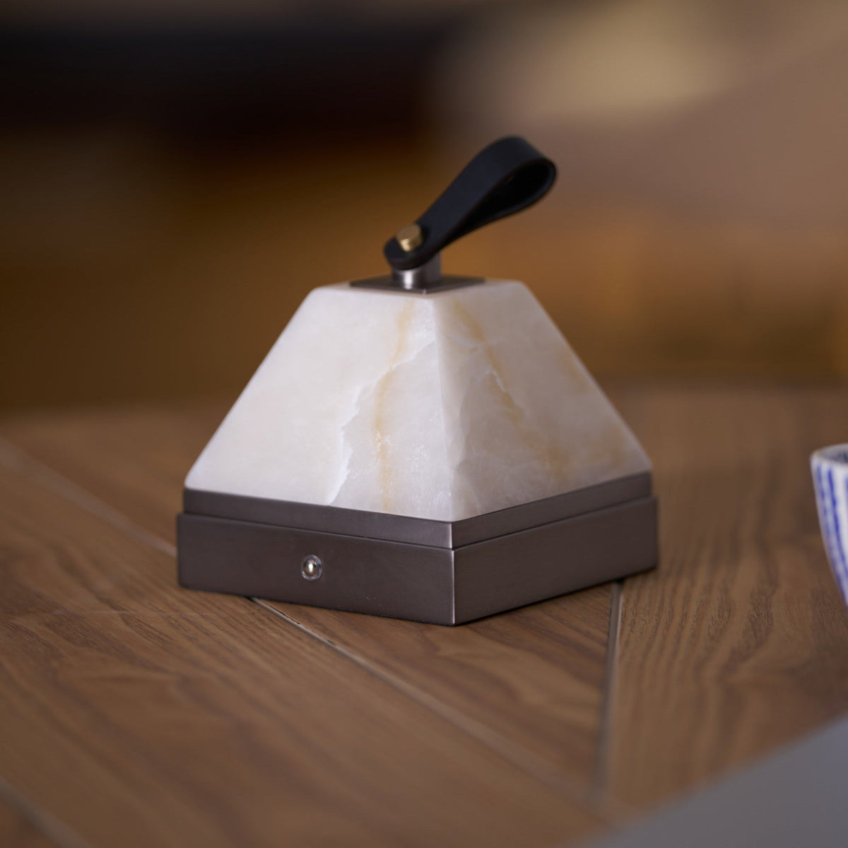 Luma Cube Portable Lamp