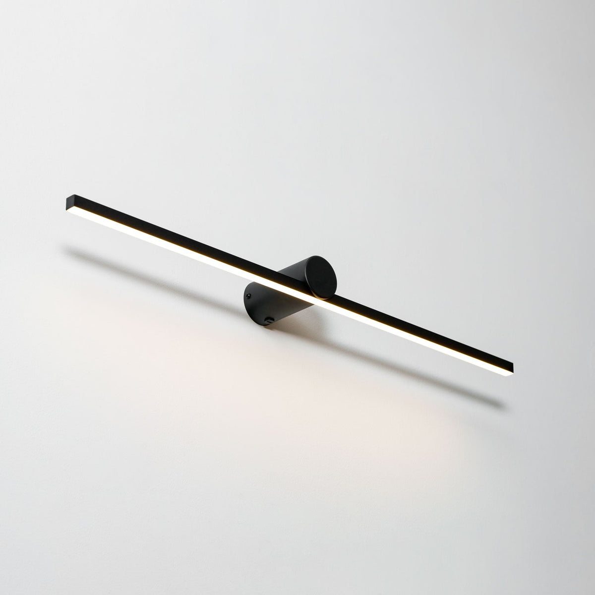 Lumen Trace Rechargeable Wall Lamp