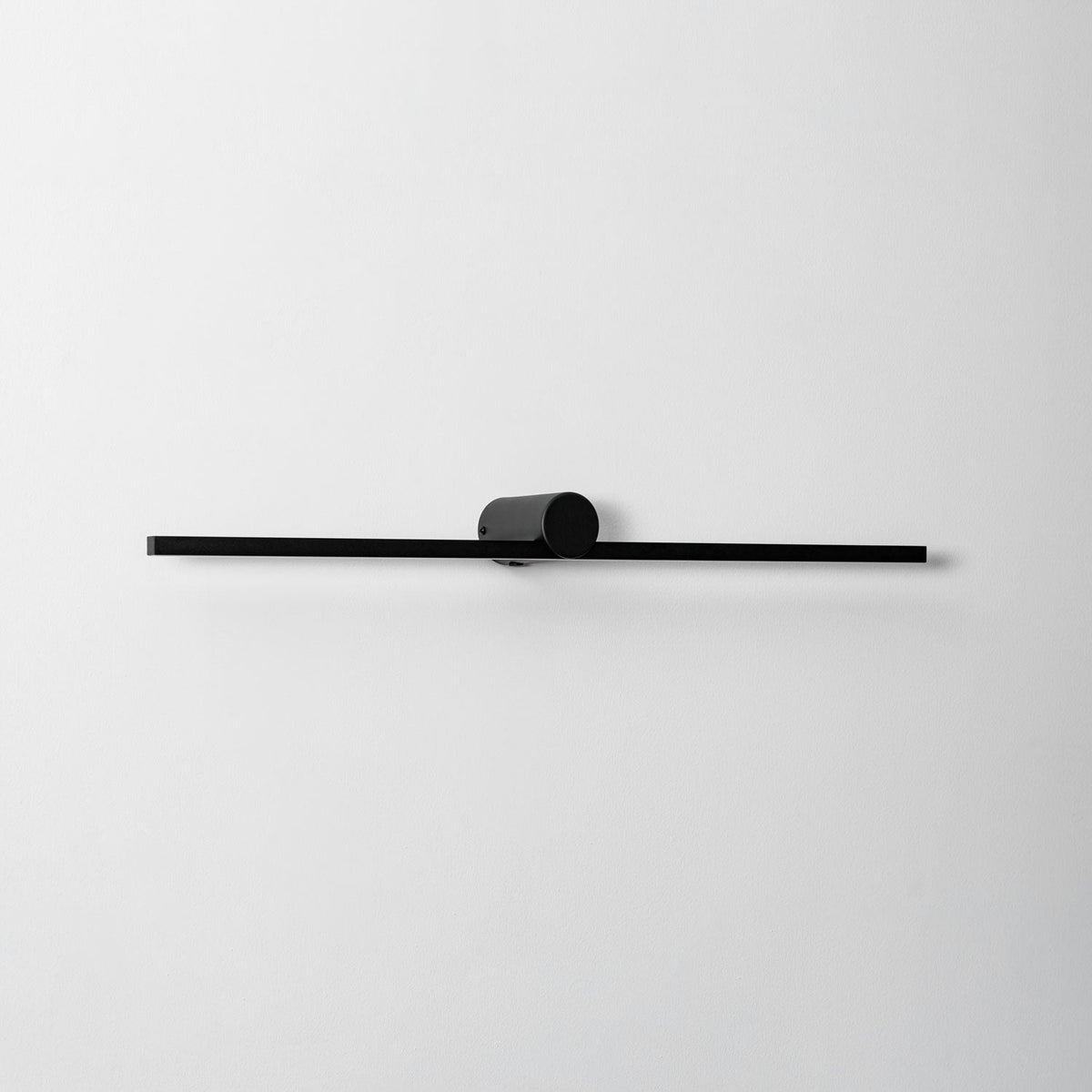 Lumen Trace Rechargeable Wall Lamp