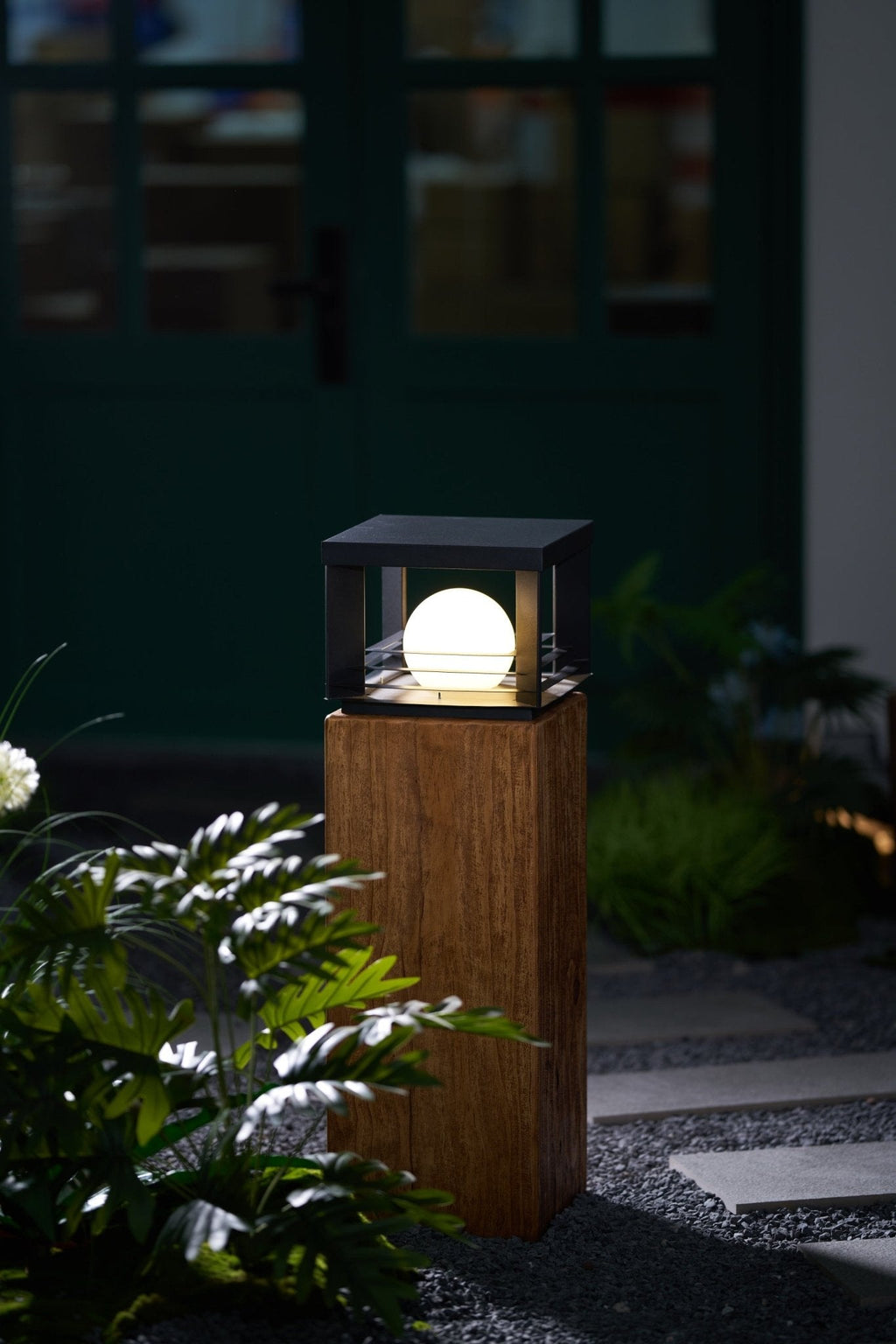 Lunar Crate Outdoor Lamp