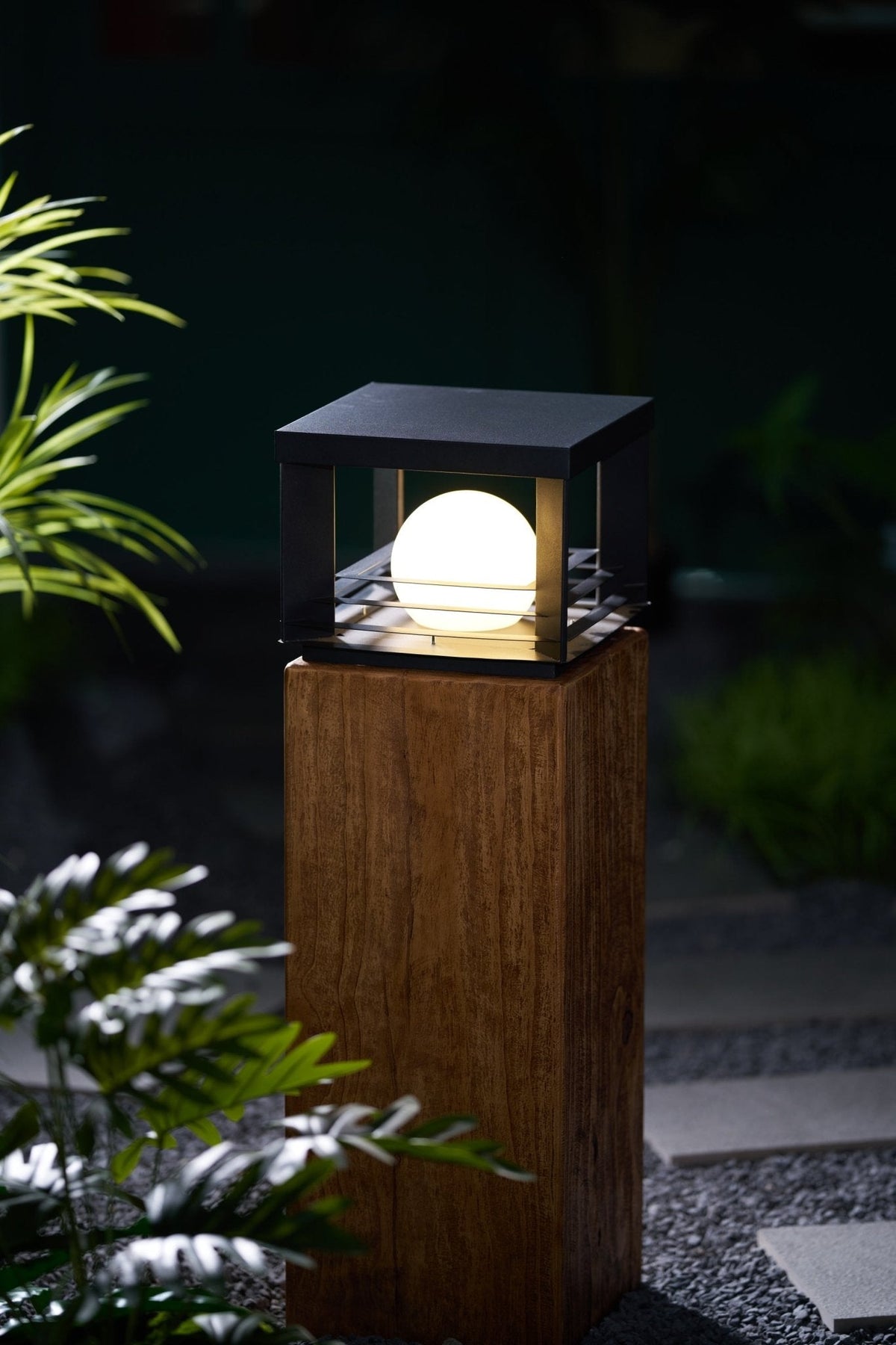 Lunar Crate Outdoor Lamp