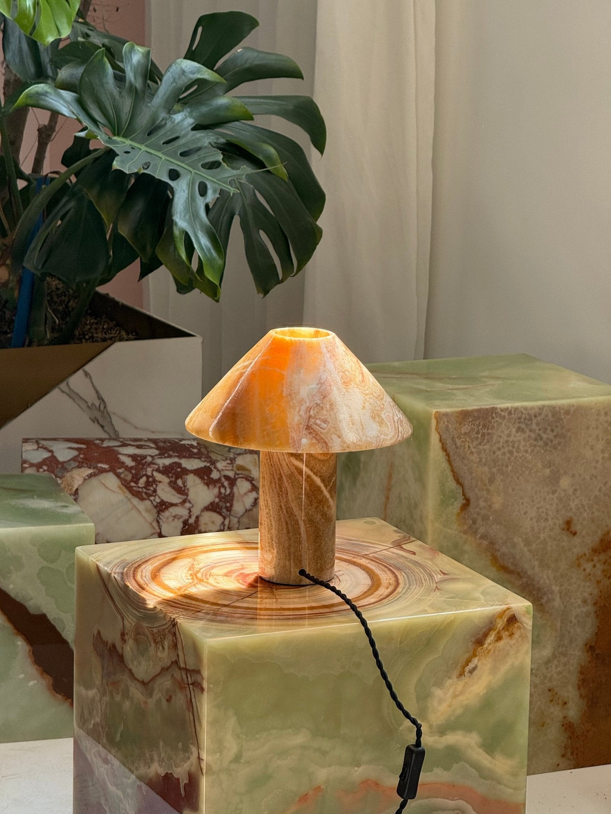 Marbelle Onyx Table Lamp