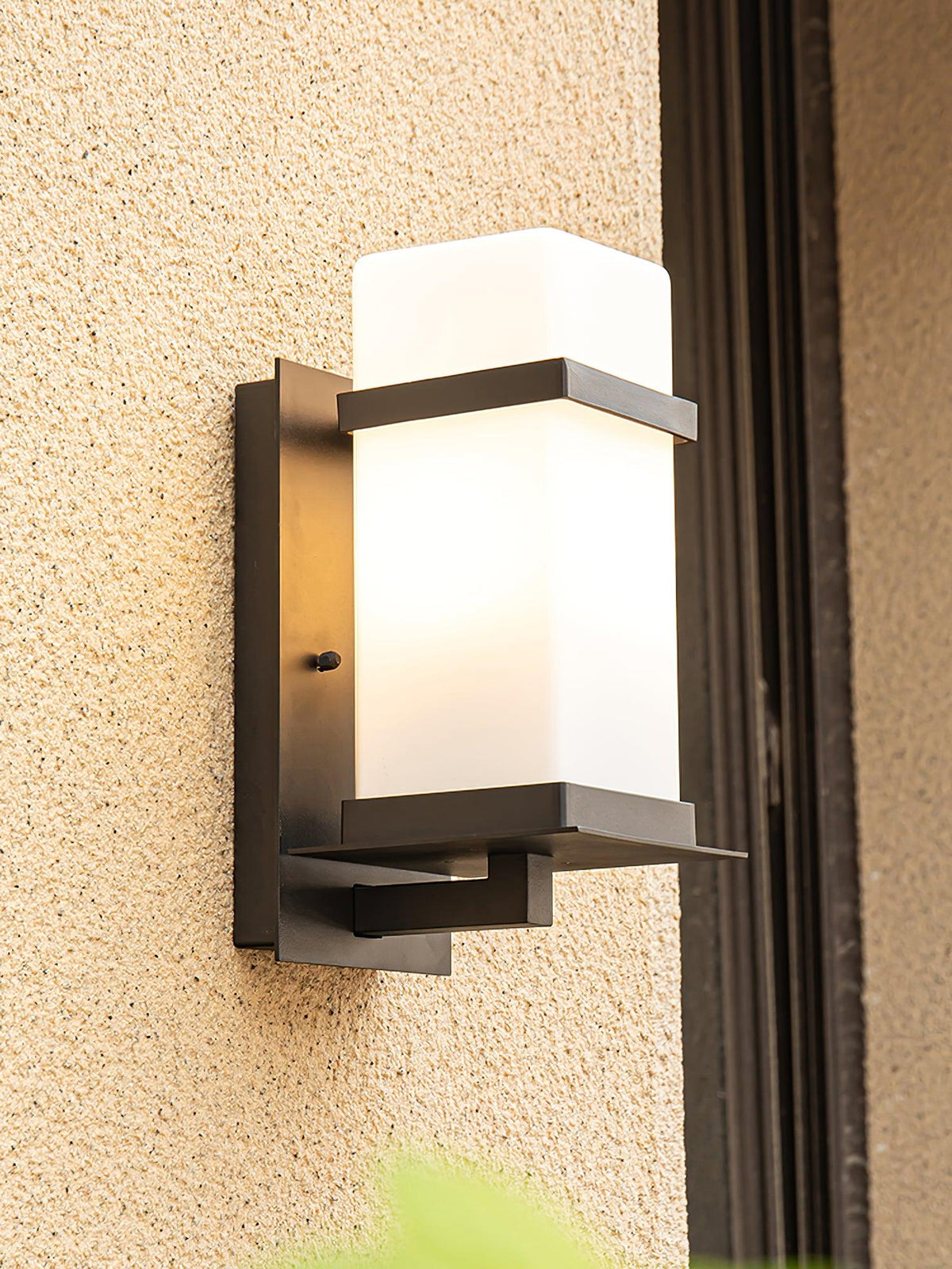 Mcdade Wall Light
