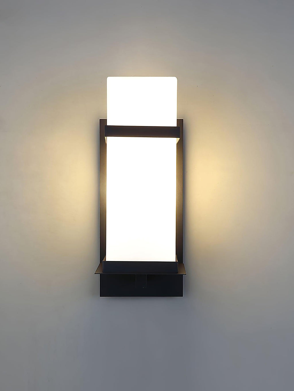 Mcdade Wall Light