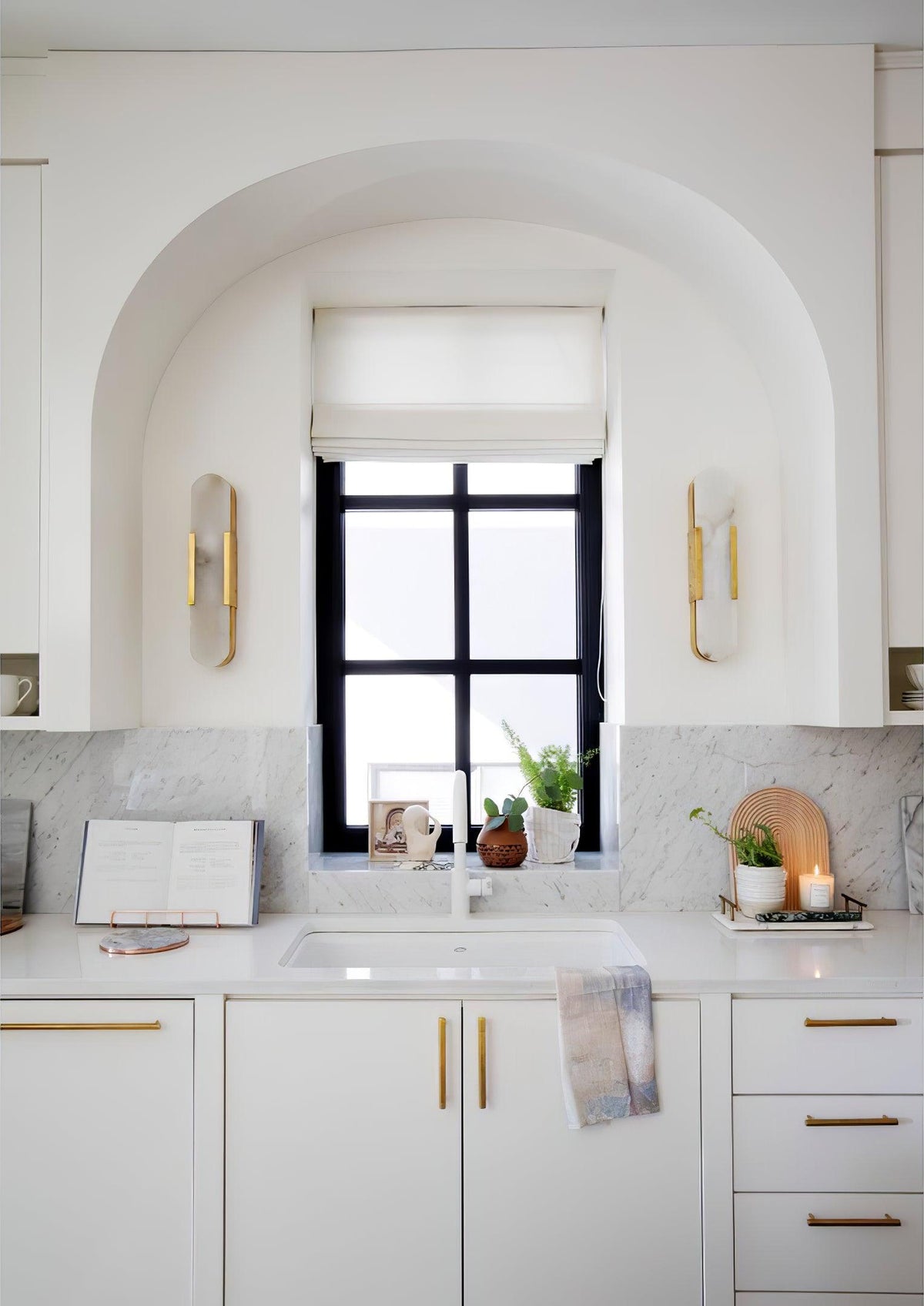 Melange Elongated Sconce