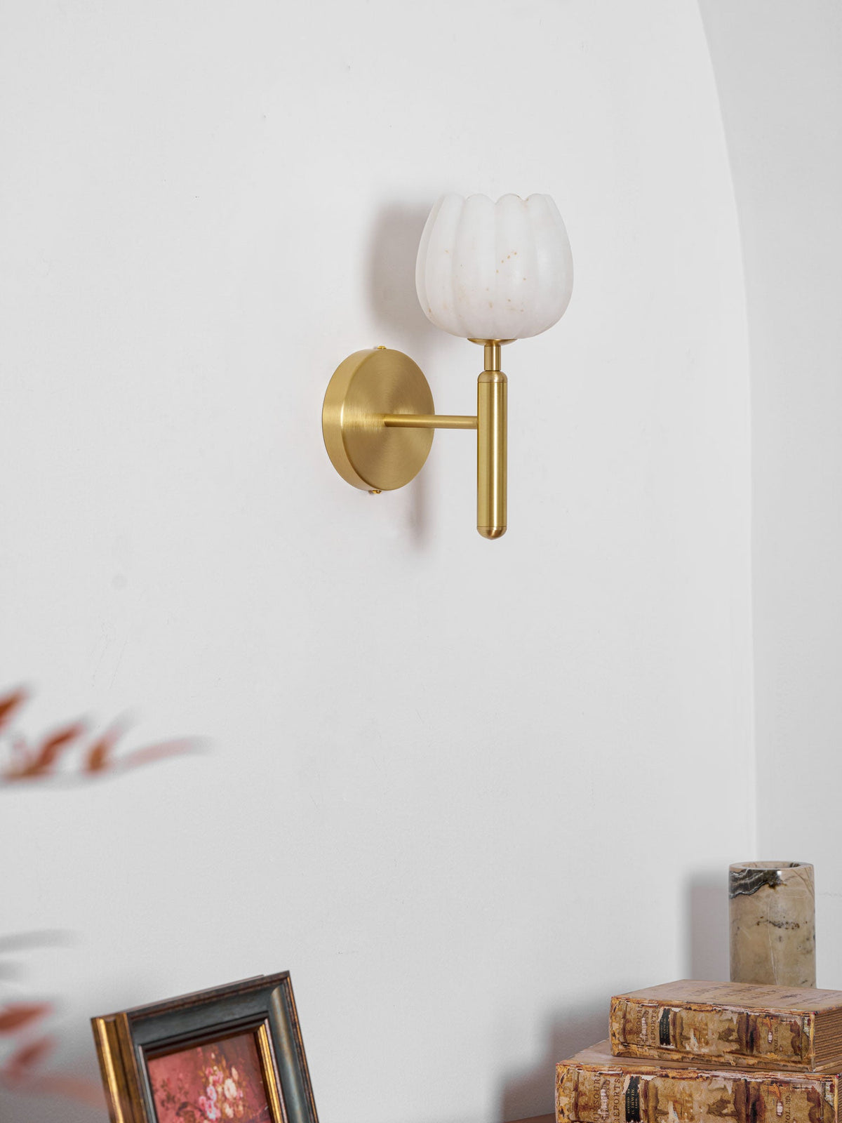 Mian Wall Lamp