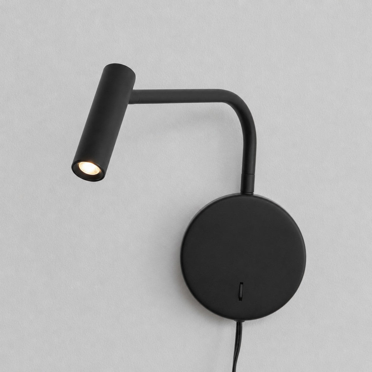 Minimalist Disc Plug-in Wall Sconce