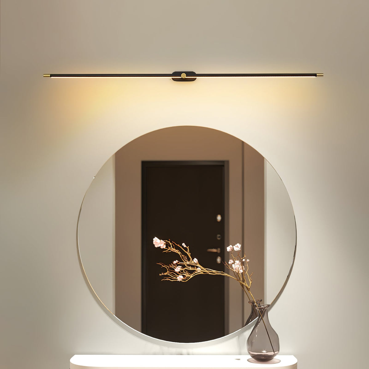 Minimalist Linear Plug - in Wall Lamp