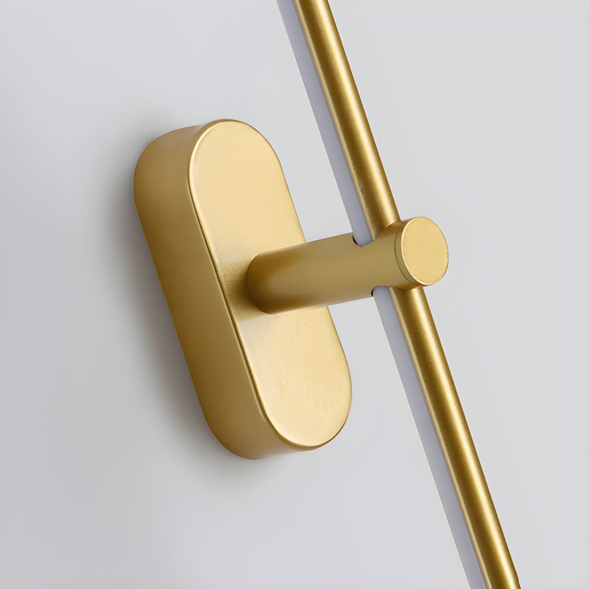 Minimalist Linear Plug - in Wall Lamp