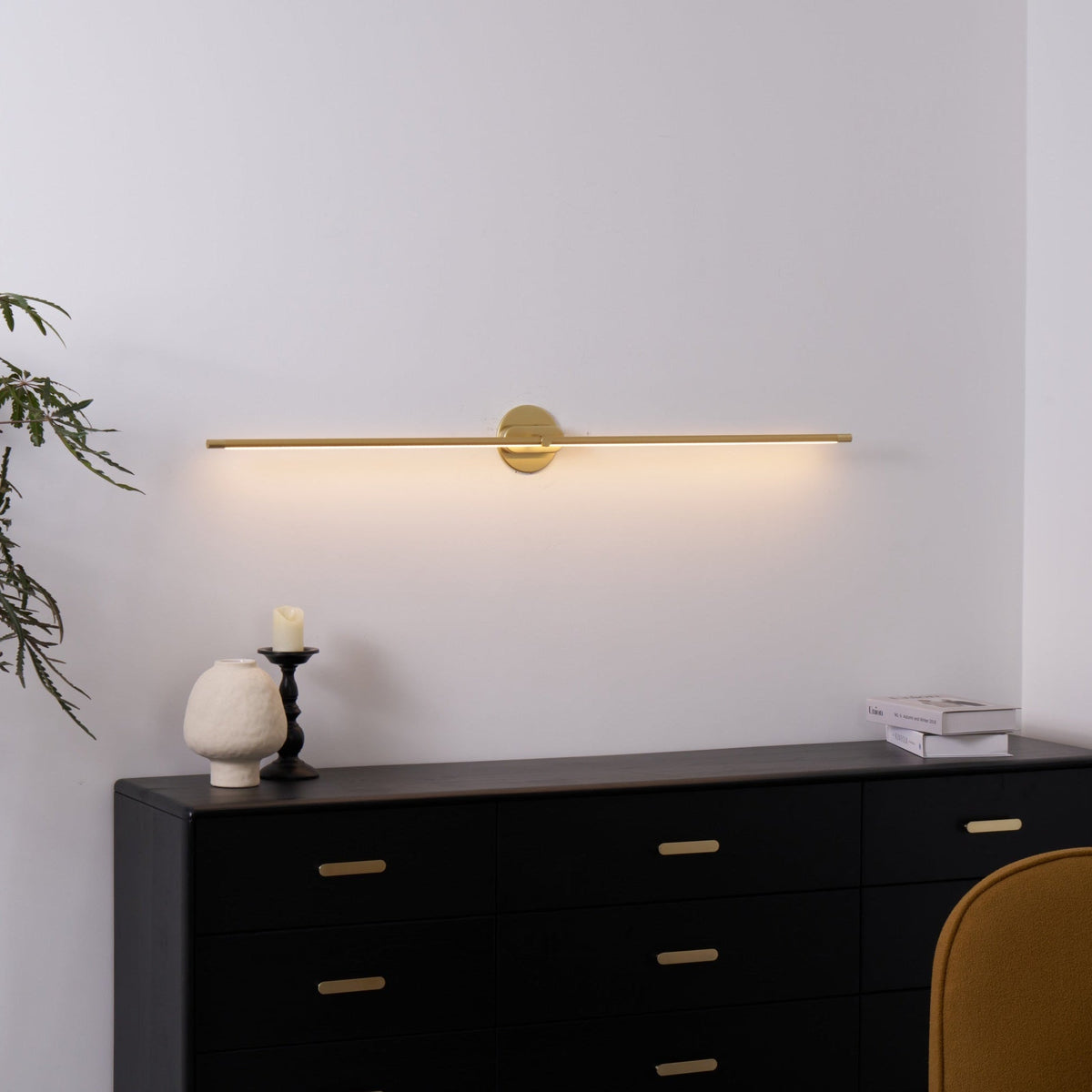 Minimalist Linear Wall Lamp