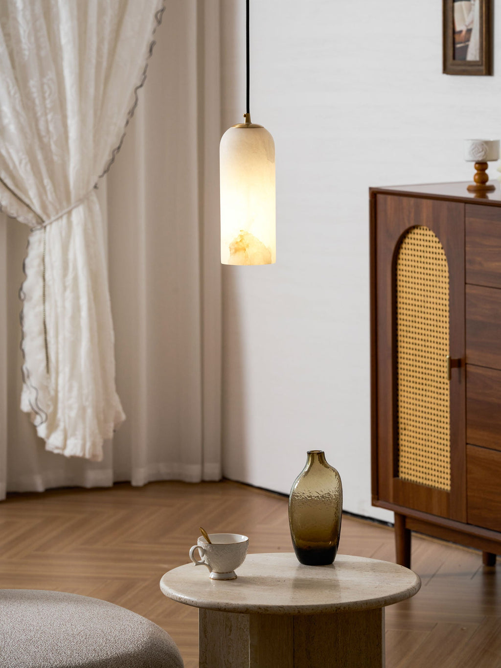 Monty Alabaster Pendant Lamp