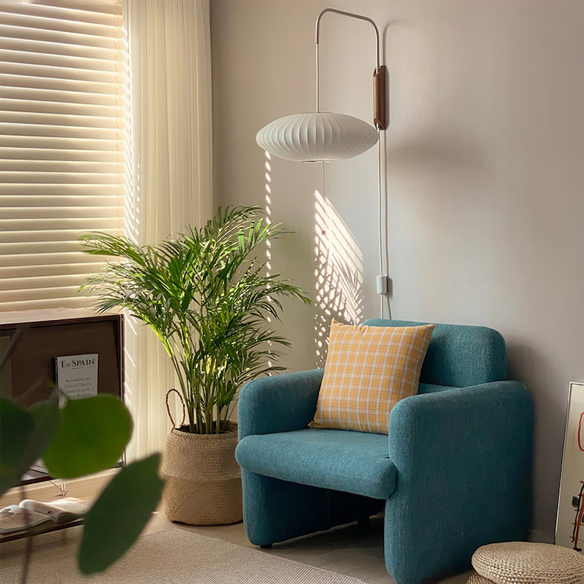 Nelson Bubble Wall Lamp