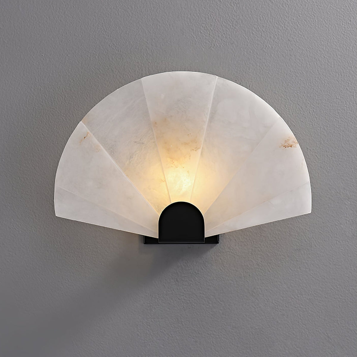 Nevora Alabaster Table Lamp