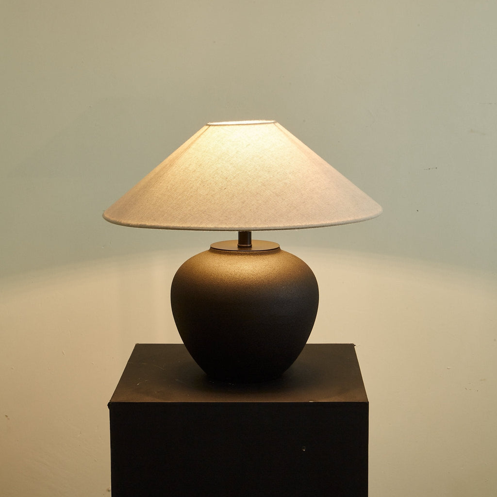 Noirveil Table Lamp