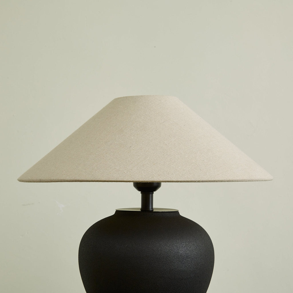 Noirveil Table Lamp