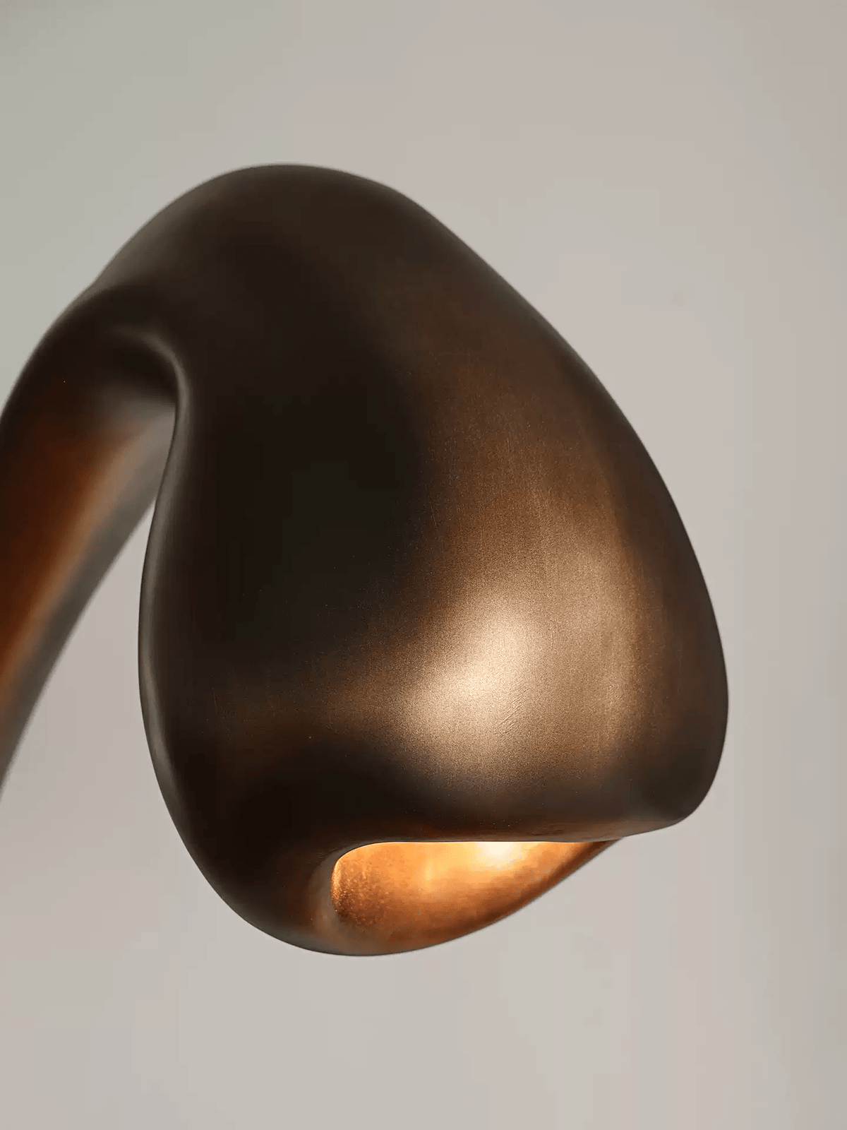 Noor Grande Sculptural Floor Lamp