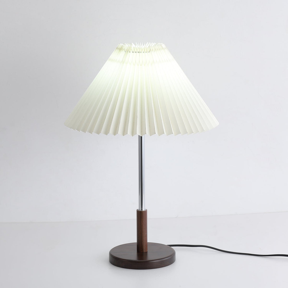 Noora Pleated Table Lamp