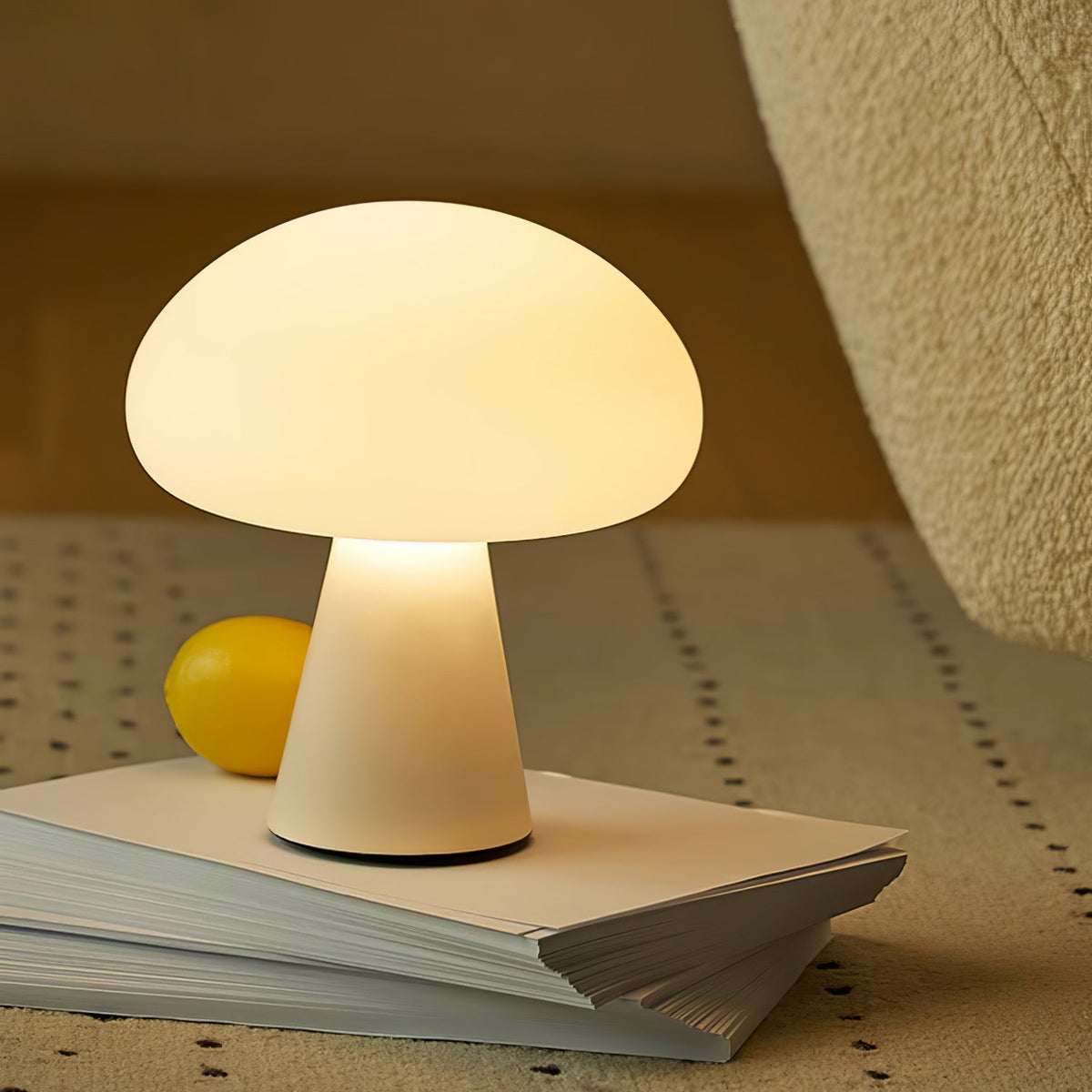 Obello Portable Built - in Battery Table Lamp